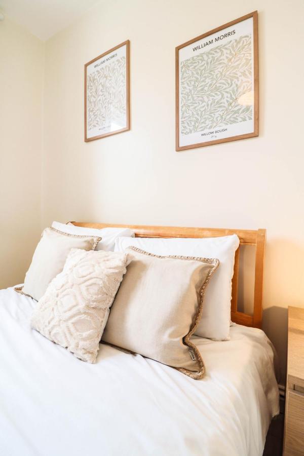 Appartamento Beautiful 2-bedroom Flat Just Steps From Oval Station *