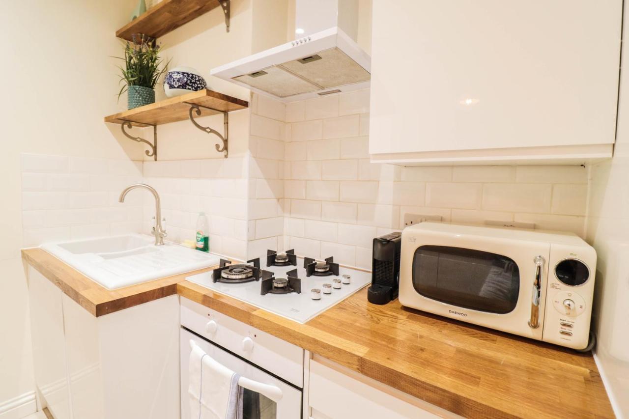 Beautiful 2-bedroom Flat Just Steps From Oval Station Appartamento Londra